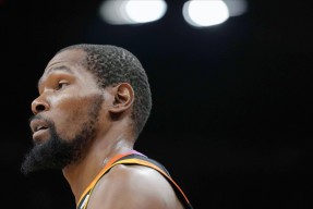ld sports杜兰特在快船比赛中晋级，状态火爆引发热议！